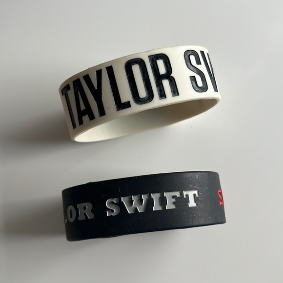 Taylor Swift Bracelets - Picture 3 of 3